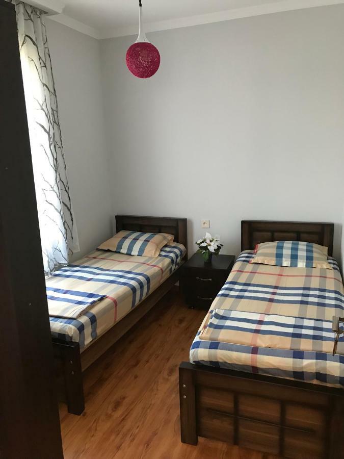 Guest House Chexovi 24 Kobuleti Εξωτερικό φωτογραφία