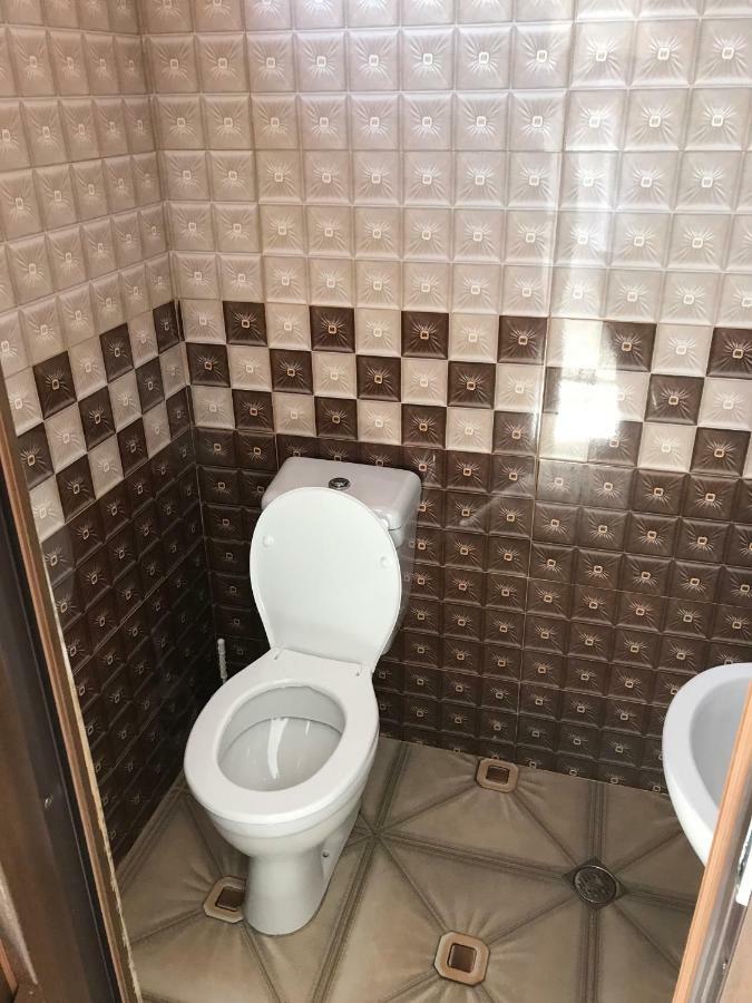 Guest House Chexovi 24 Kobuleti Εξωτερικό φωτογραφία