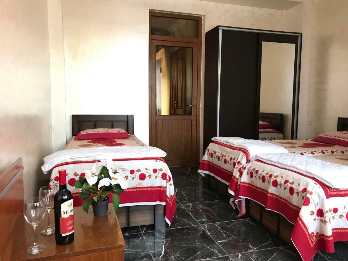 Guest House Chexovi 24 Kobuleti Εξωτερικό φωτογραφία