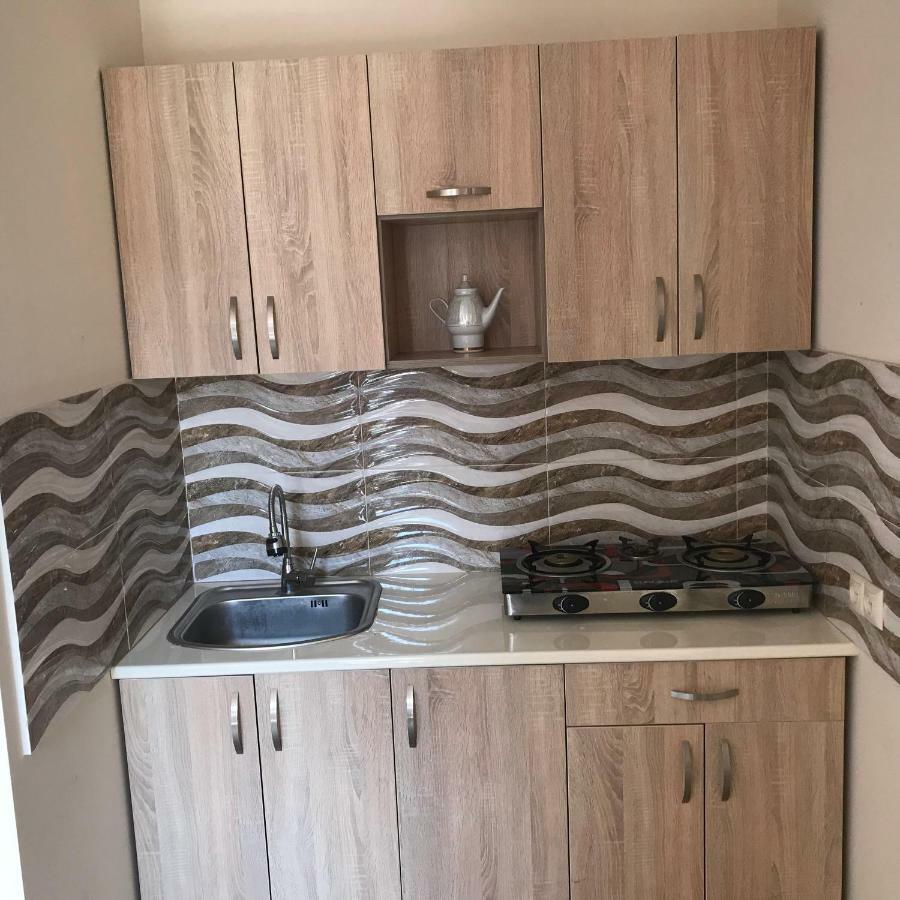 Guest House Chexovi 24 Kobuleti Εξωτερικό φωτογραφία